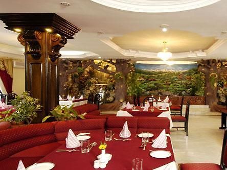 View Bhrikuti Hotell Katmandu Eksteriør bilde
